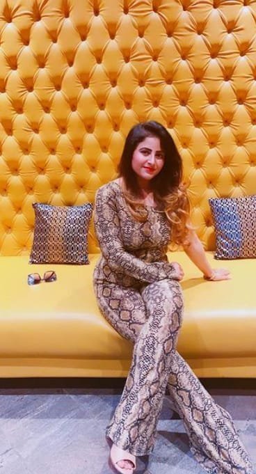  call girls service in Basavanagudi